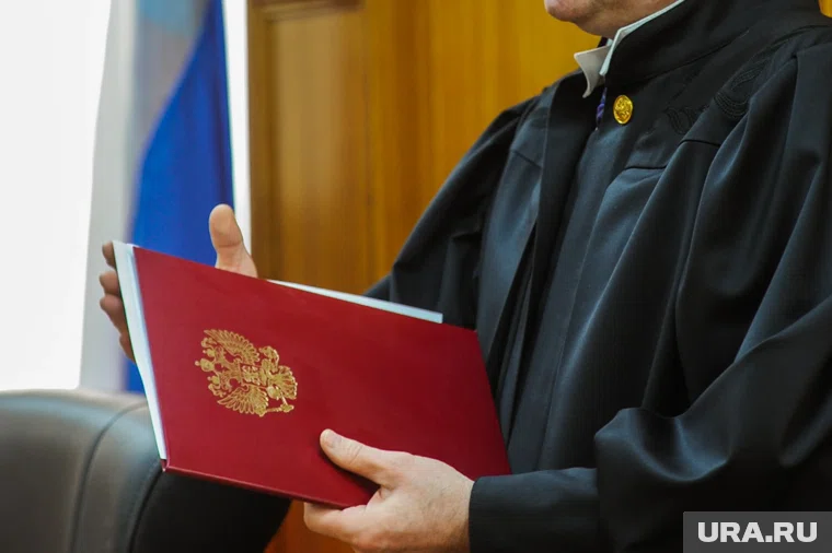 Поводом для увольнения Вячеслава Бушуева стало обвинение в «политической деятельности»