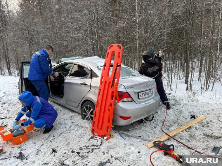 Пятерых пострадавших передали медикам