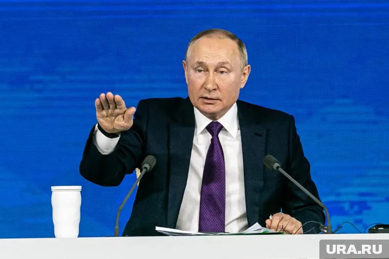 Владимир Путин призвал переориентироваться на юг и восток