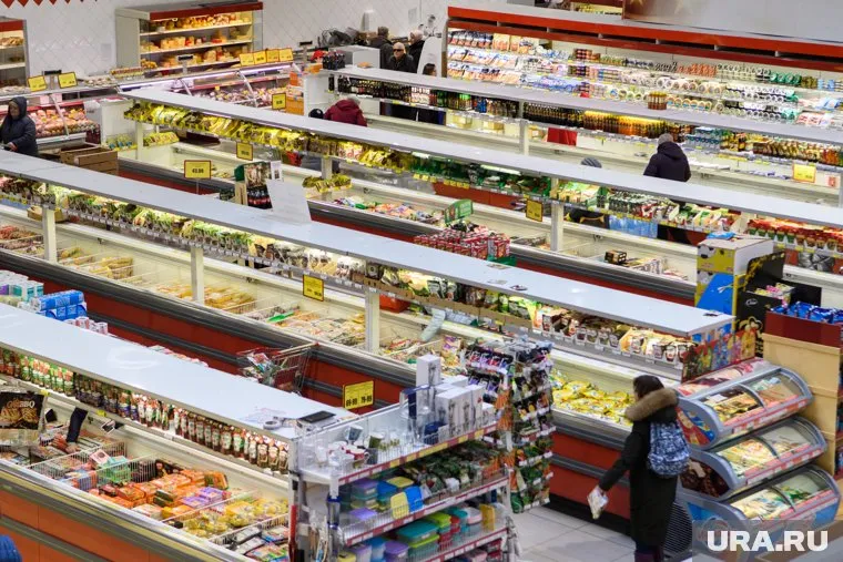 Активисты партии «Единая Россия» магазины в Губкинском в поисках фальшивого масла