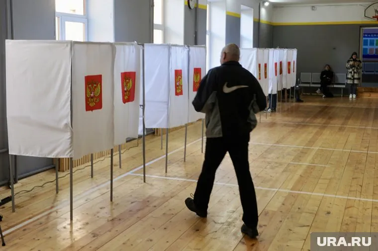 В Челябинской области стартовал второй день голосования на выборах губернатора и депутатов