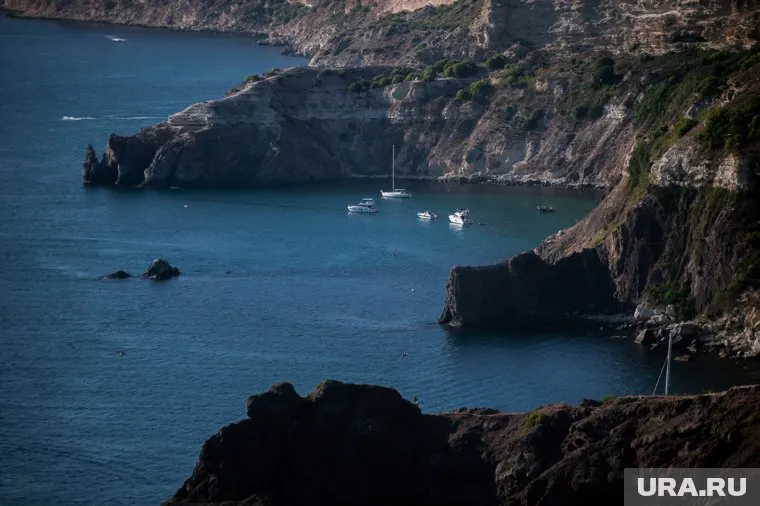 В Крыму проложили временный водопровод