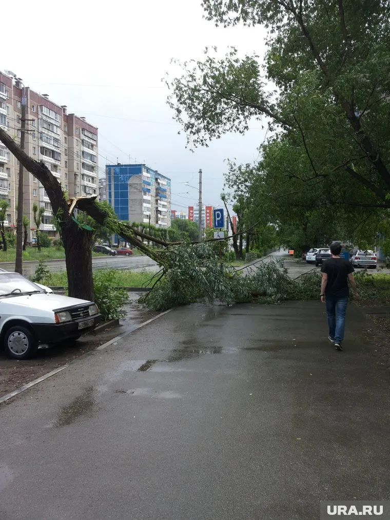 Десять раненых доставлены в больницы