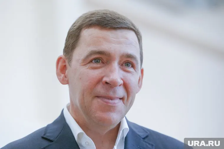 Слово, данное Евгению Куйвашеву (на фото), миллиардер пока не нарушил