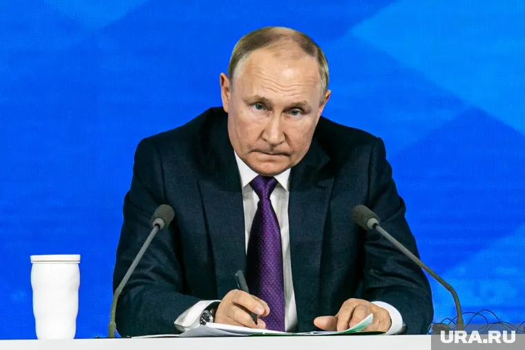 Президенту доложили об освобождении ЛНР