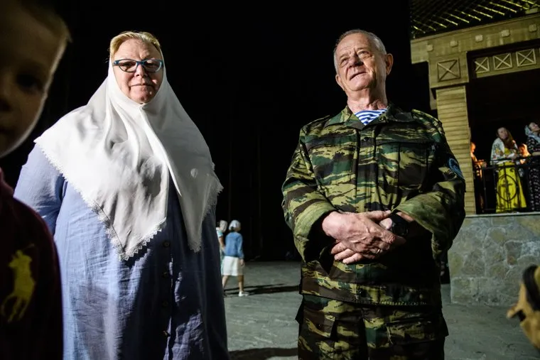 Крестный ход в Среднеуральском женском монастыре. Екатеринбург