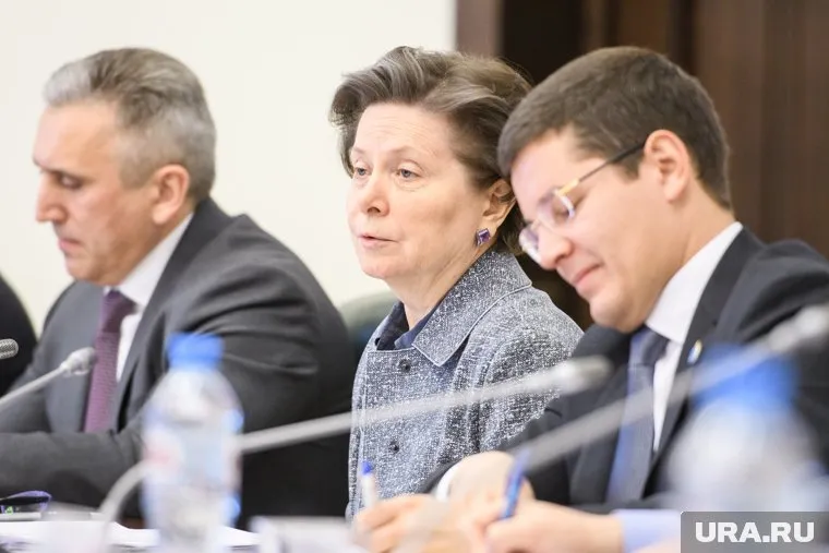 Главы «тюменской матрешки» перешли в режим работы в формате онлайн