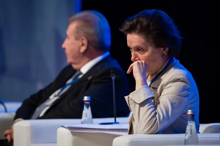 Форум "Единой России". Нефтеюганск, хохряков борис, комарова наталья