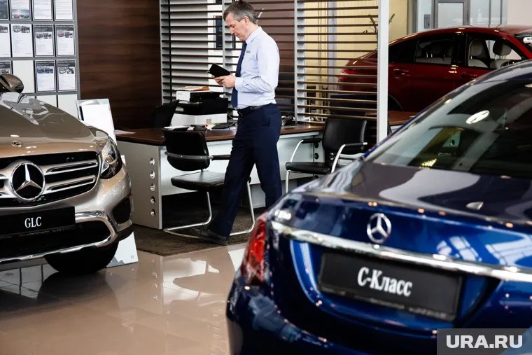 Спрос на немецкие автомобили в России еще может восстановиться, заявил Шнайдер