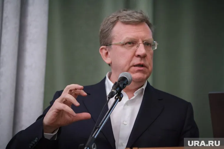 Думские поправки в закон могут привести к экономическим рискам и повышению цен на продукты