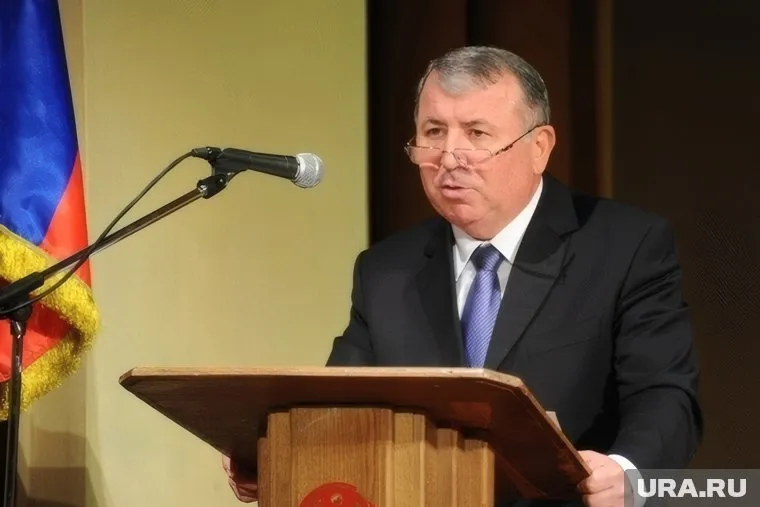 В ходе обысков изымались крупные суммы наличных денег, а также документы