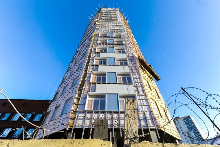 Стройки к саммитам ШОС и БРИКС. Челябинск, гостинница на курчатова