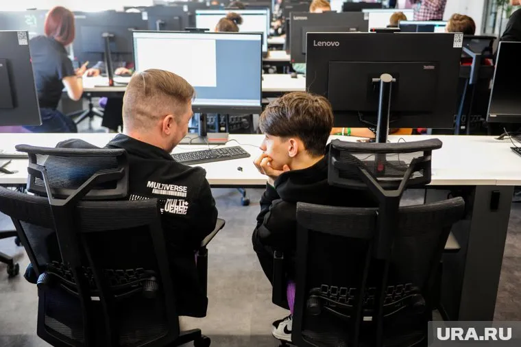 Самыми востребованными на рынке труда программистами стали безопасники 