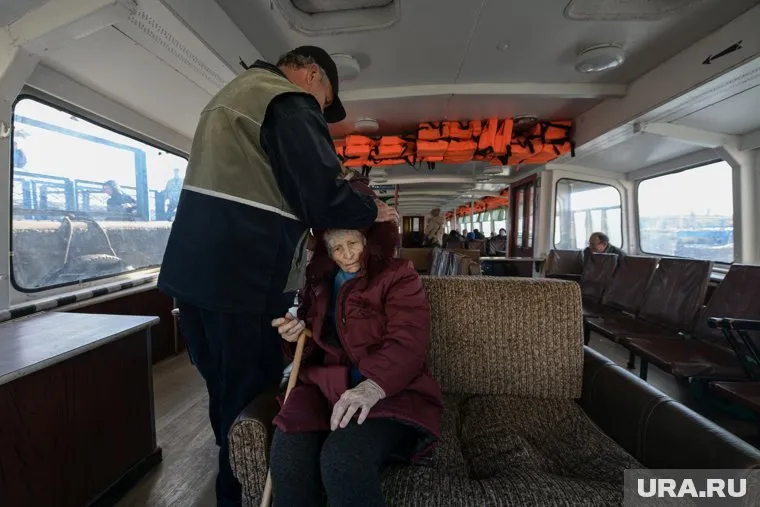 Многим из них помогают волонтеры