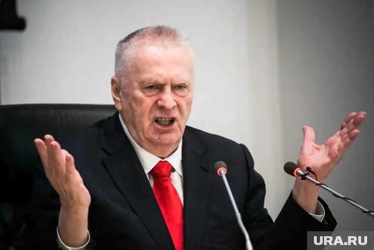 Владимир Жириновский убежден, что после прочтения книги о животных не захочется убивать