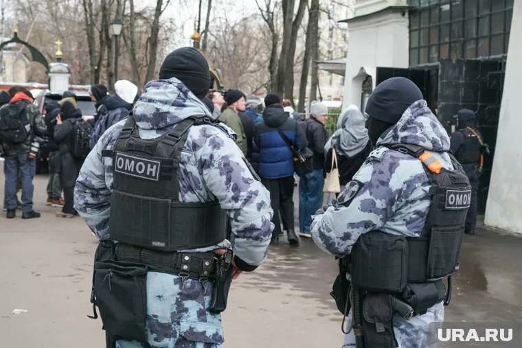 В Ноябрьске силовики провели задержания причастных к нелегальной миграции