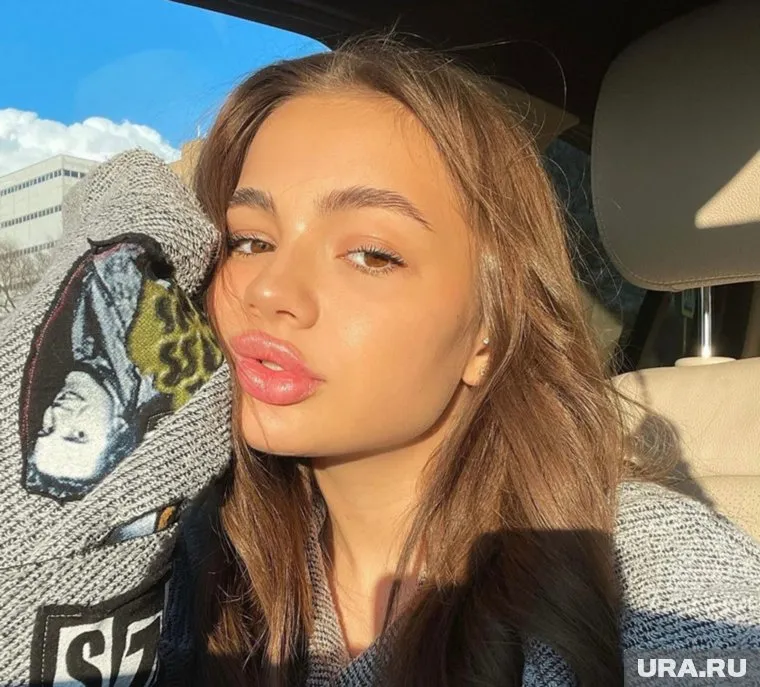 Соседов заявил, что для Долиной оскорбительно сидеть рядом с Валей Карнавал