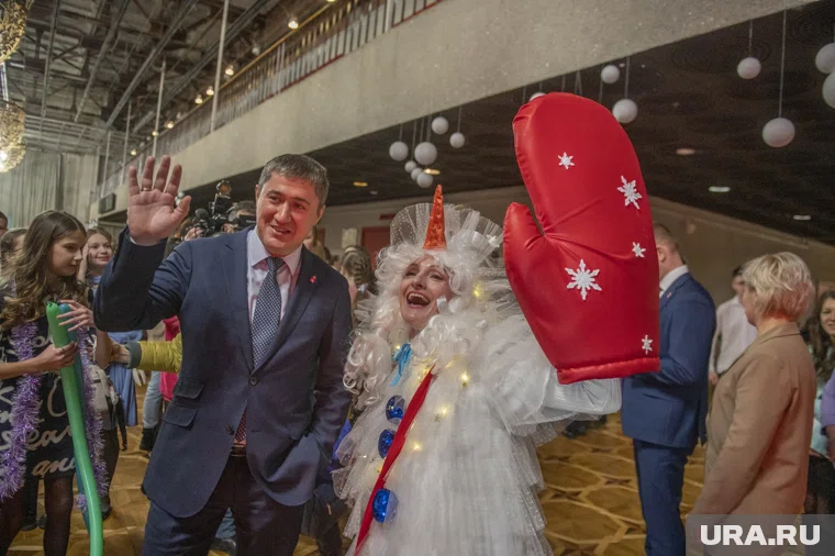 Главное новогоднее желание Дмитрия Махонина - развитие родного региона