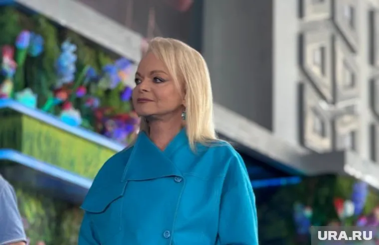 По признанию дочери Ларисы Долиной, певица почти ничего не ест