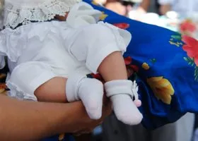 Раскрыты подробности жизни матери, державшей младенца в шкафу