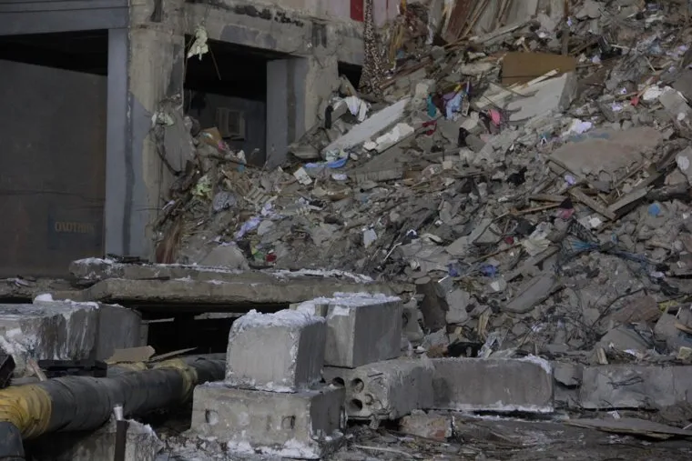 Взрыв бытового газа в доме № 164 на проспекте Карла Маркса. Часть 5. Магнитогорск, руины