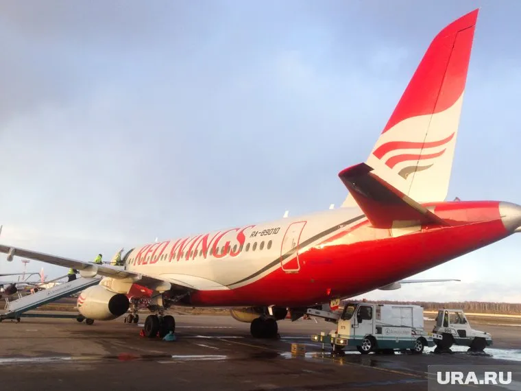 Самолет авиакомпании Red Wings летел из Уфы в Сочи