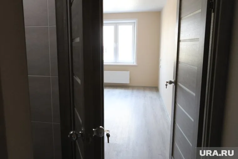 Двухкомнатную квартиру в центре Тюмени продают за 58 миллионов рублей