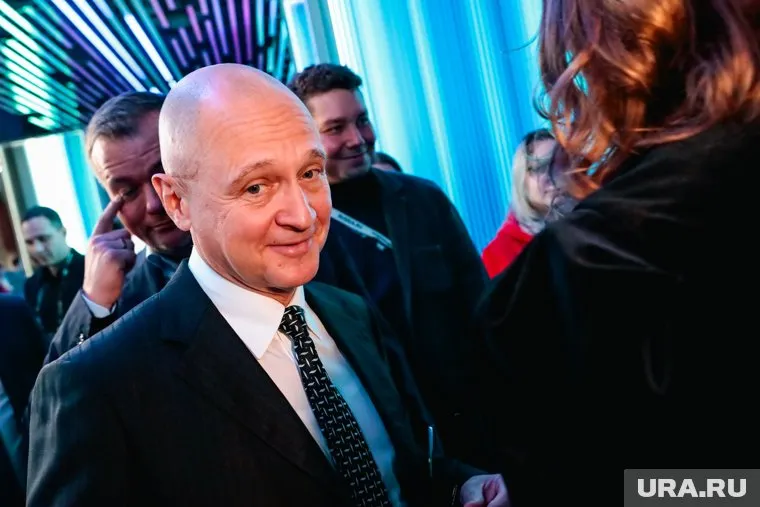 Кириенко вместе с Пушилиным поздравили жителей Авдеевки с Рождеством