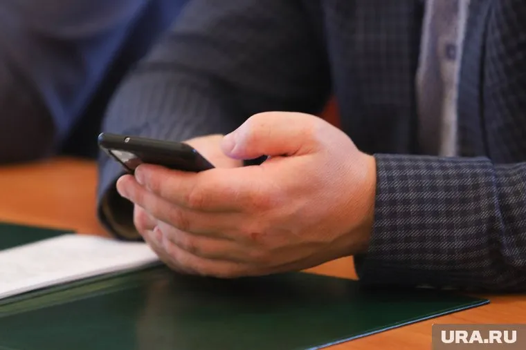 Украинского депутата уличили в использовании телефона не по назначению (фото из архива)