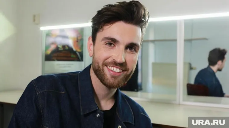 Дункан Лоуренс спел песню из старого репертуара