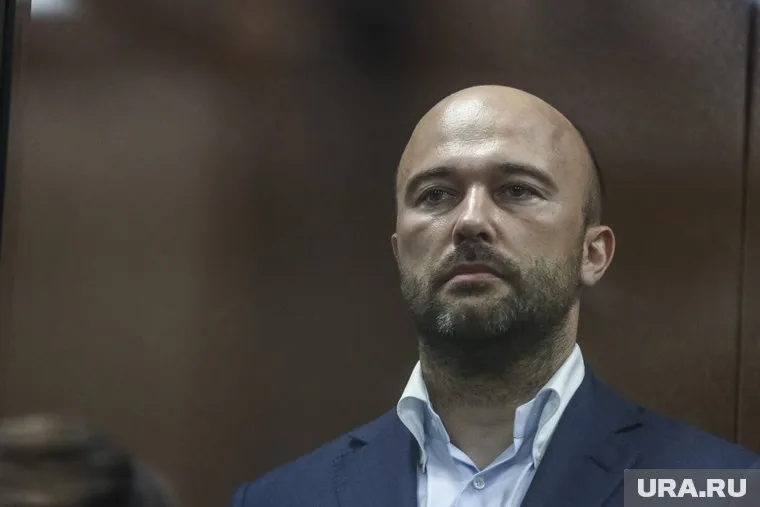 Дмитрию Мазурову вменяют хищение 29 млн долларов у Сбербанка