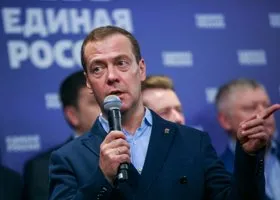 Хакеры взломали аккаунт Медведева в Twitter