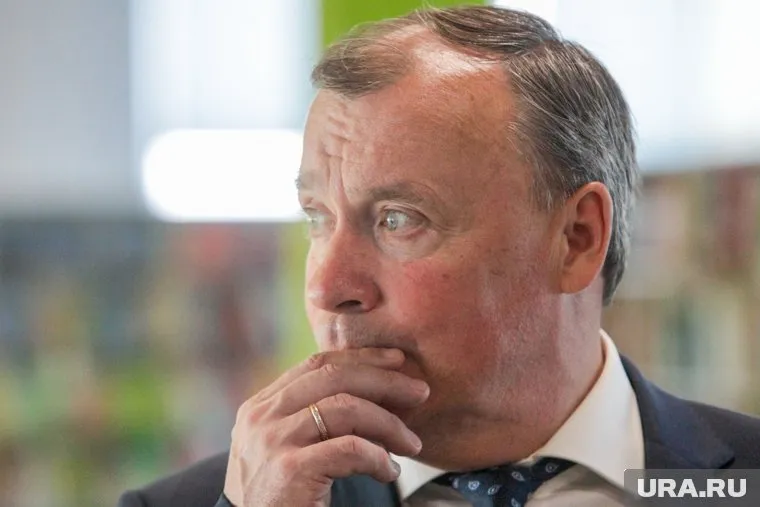 Алексей Орлов обсудил с Цуй Шаочунем авиасообщение между Екатеринбургом и Пекином