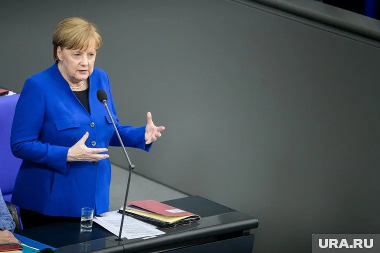 После России Ангела Меркель отправится на Украину