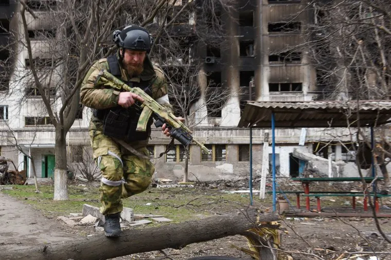Работа чеченского добровольческого батальона Ахмат в Мариуполе. Украина
