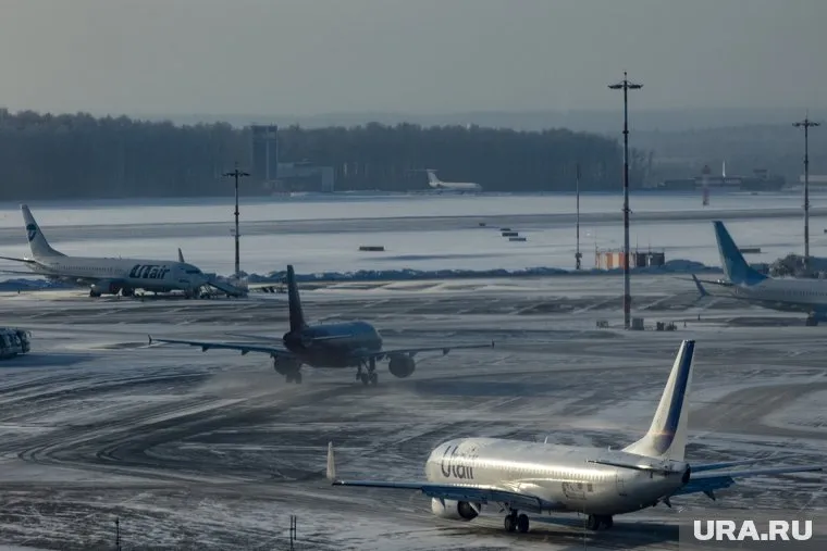 Utair отсудил компенсацию за повреждение самолета при столкновении в аэропорту Москвы