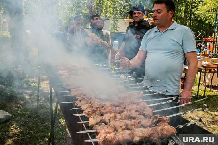 Также МЧС планирует снять запрет на приготовление пищи на мангалах