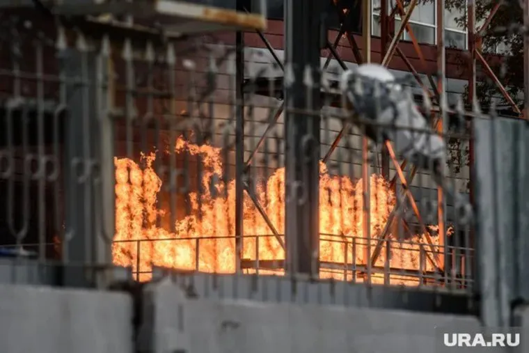 Пожар в отеле «Перово Плаза» удалось ликвидировать