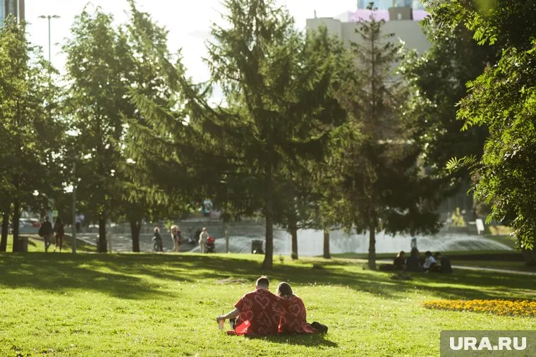 Представители ЛГБТ также могут прийти на пикник для ознакомления