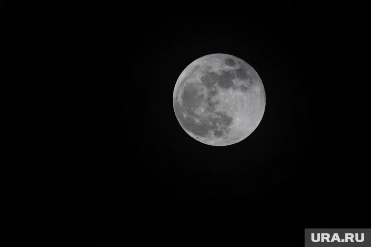 Россияне увидят самую большую Луну в этом году
