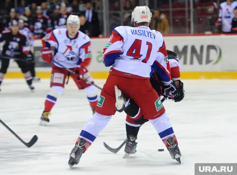 Сергей Маненков вышел на лед во Дворце спорта (фото из архива)