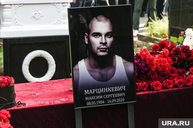 После смерти Марцинкевича один его бывший соратник был найден мертвым, а другого арестовали