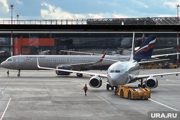 Работники должны будут убираться внутри самолетов