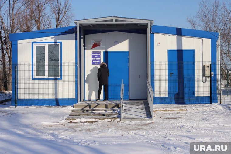 Свыше 200 курганцев получили возможность посещать новый медпункт