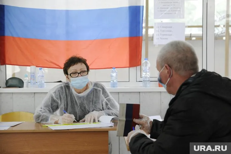 На Украине оскорбляют российских граждан, решивших проголосовать в Госдуму