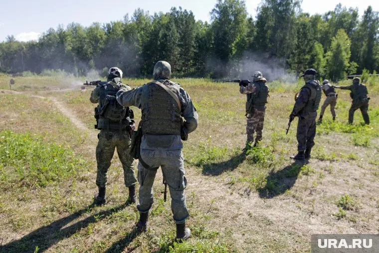 Зеленский попросил предоставить Украине оружие дальнего действия