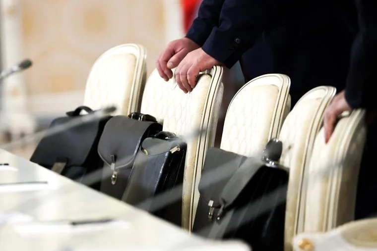 Дмитрий Песков и Сергей Лавров. Санкт-Петербург