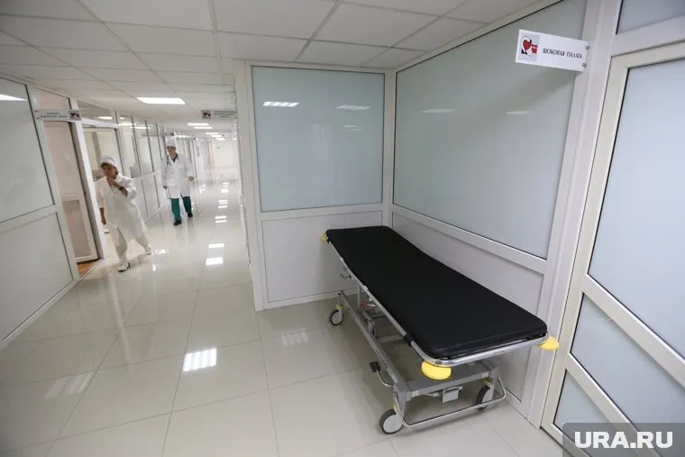 Сейчас в больнице на лечении находятся 348 человек