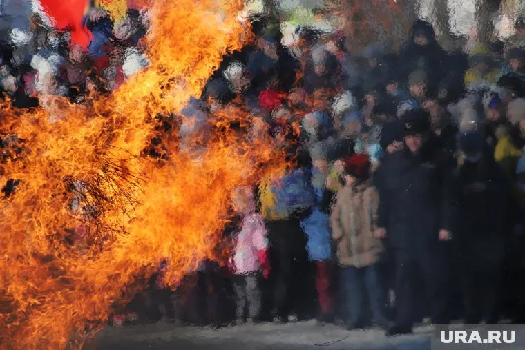 Люди покинули ТЦ самостоятельно