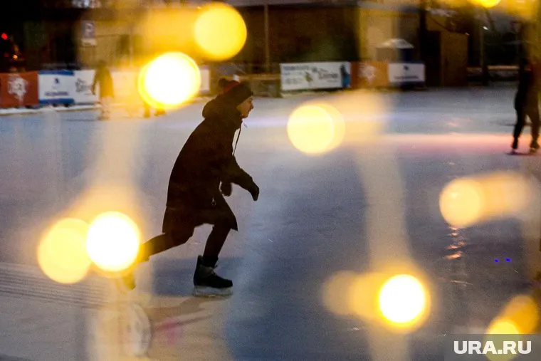 В Салехарде ледовый каток перенесут от «Поляриса» к Ледовому дворцу